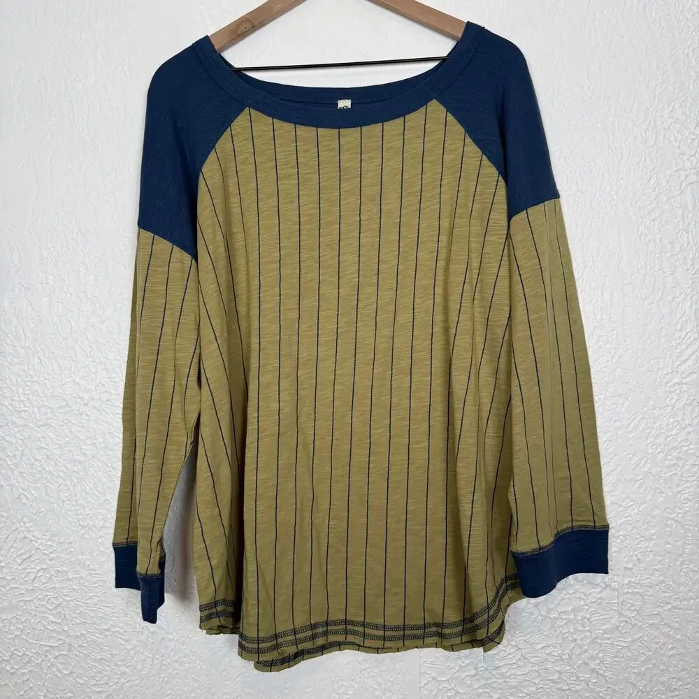 Free People Ragabond Rebel Heart Striped Pullover NWT Size Medium - Picture 2 of 5